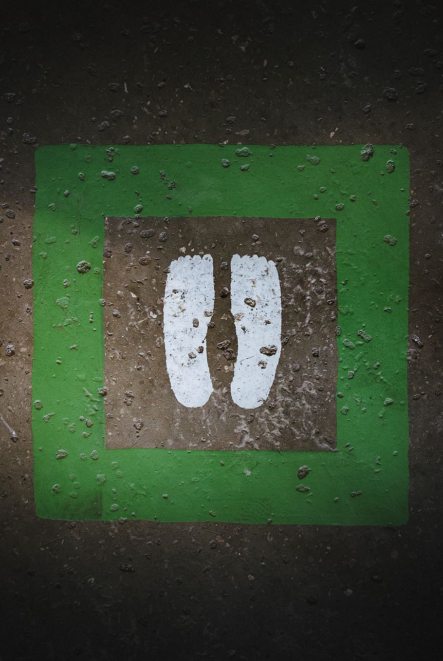 traces, square, sign, green color, no people, close-up, number HD wallpaper