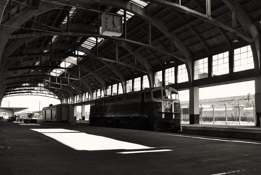 empty building interior, vehicle, transportation, train, hangar HD wallpaper