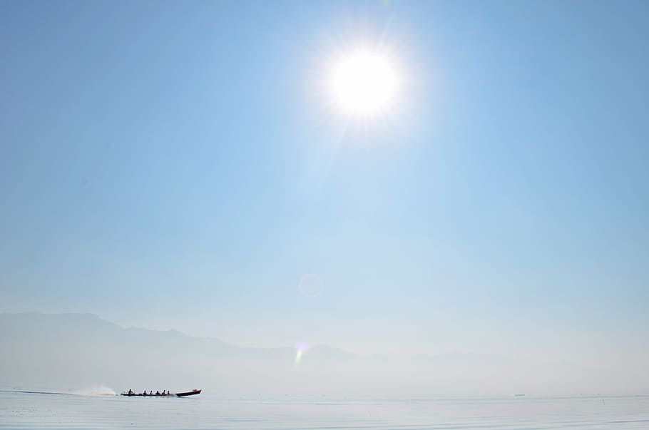 Boat on Ocean, bright, clear sky, clouds, daylight, heaven, high speed HD wallpaper