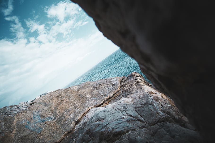 gray cliff, outdoors, sea, ocean, water, nature, shoreline, coast HD wallpaper