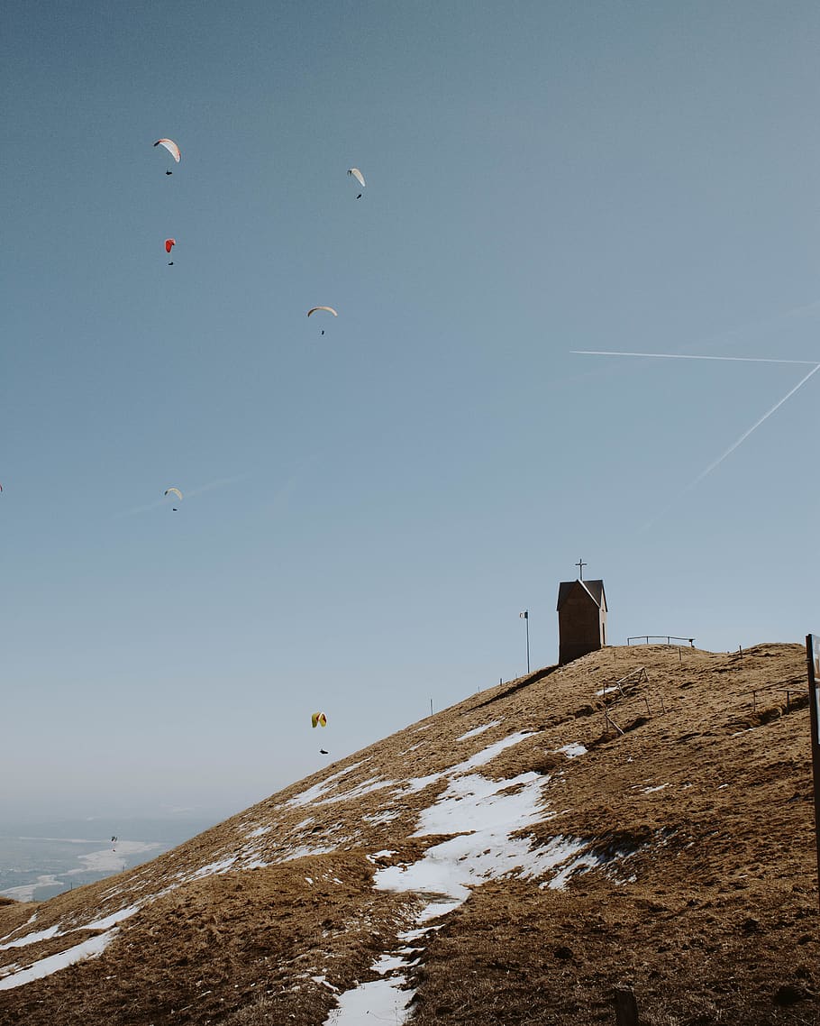 parachute on air, sky, nature, beauty in nature, snow, built structure HD wallpaper