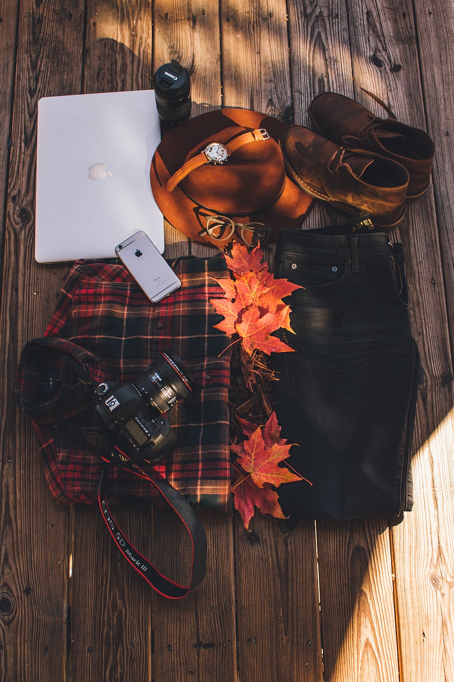 iphone, mac, apple, essential, red, orange, leafe, chicago HD wallpaper