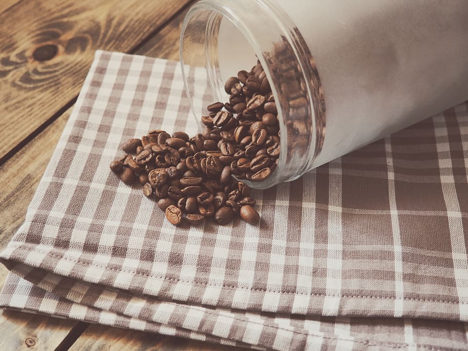Coffee Beans Spilled on Gray and White Plaid Textile, brown, caffeine HD wallpaper