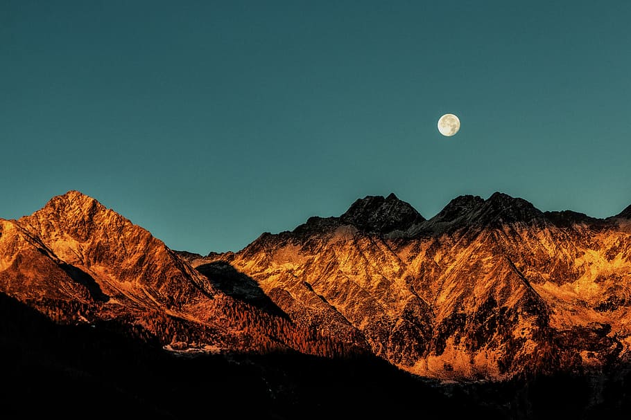 landmark photography of brown mountain, rock, moon, sky, blue HD wallpaper