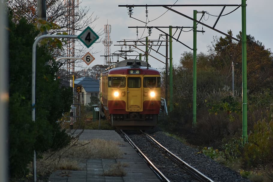 traffic, train, electric train, station, morning, travel, natural HD wallpaper