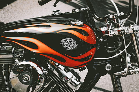 Red and Black Harley Davidson Motorcycle, chrome, close-up, design HD wallpaper