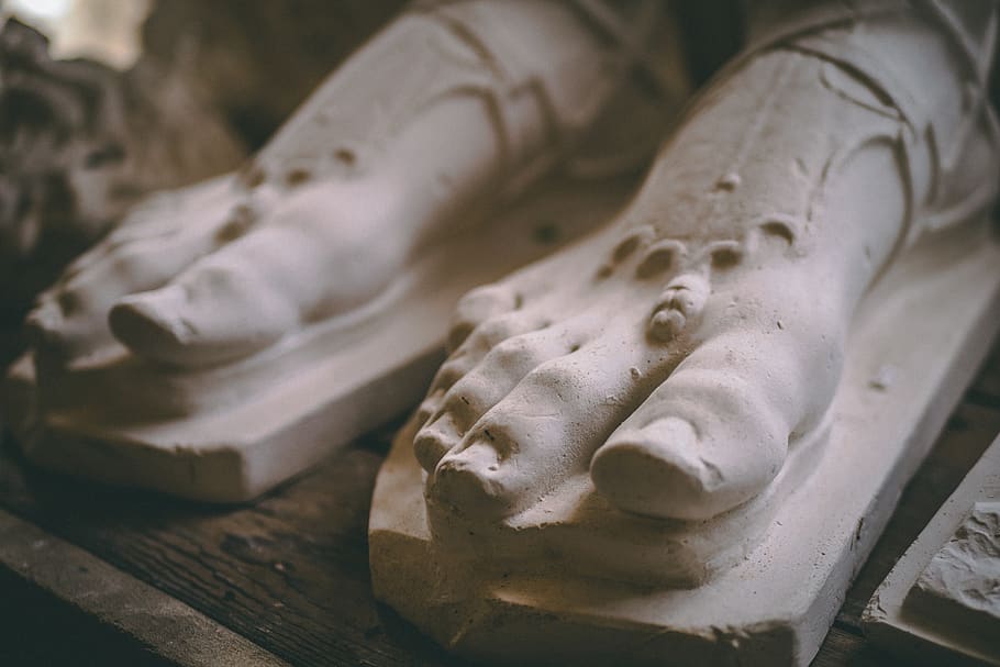 white feet statue, close-up, art and craft, no people, sculpture HD wallpaper