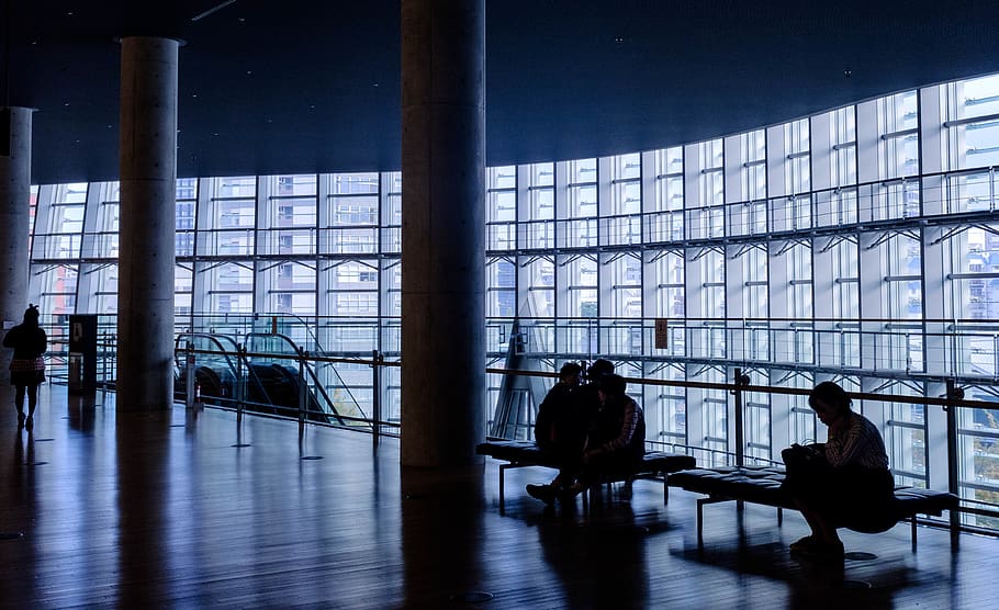 person sitting on bench, airport, human, terminal, airport terminal HD wallpaper