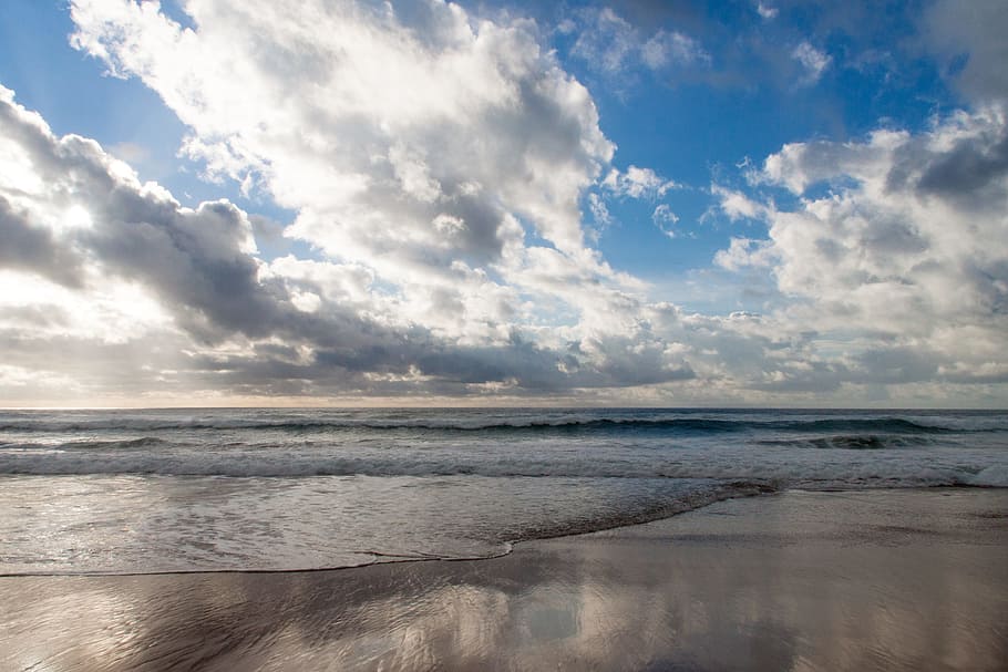 Time Lapse Photo of Sky and Sea, beach, blue, clouds, daylight HD wallpaper