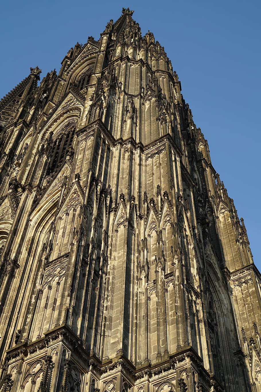 low angle view, belief, place of worship, sky, architecture HD wallpaper