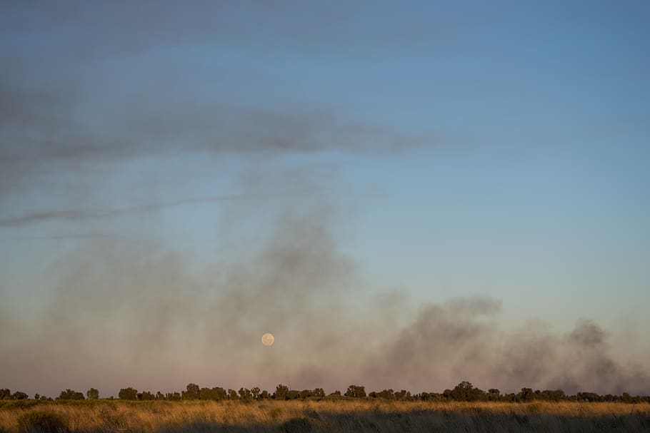 australia, uluru, petermann, moon, smoke, nature, sunset, blue HD wallpaper