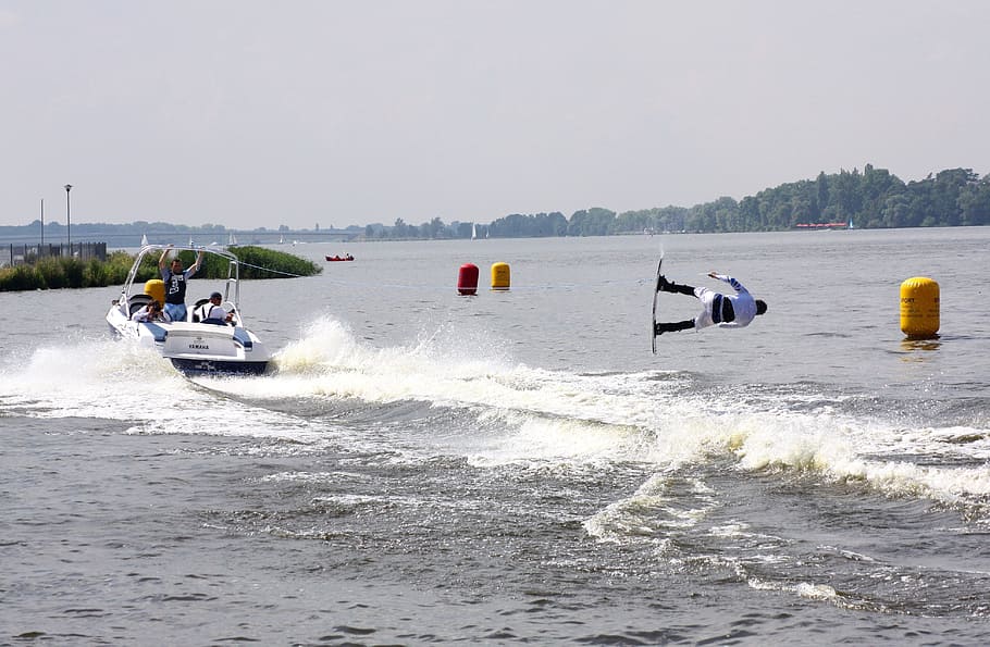 ski, skiing, water, river, sea, activity, sport, transportation HD wallpaper