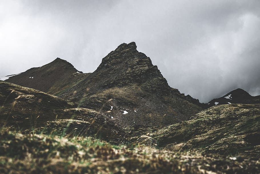 mountain, ridge, cloudy, dark, grass, nature, mountain Peak HD wallpaper