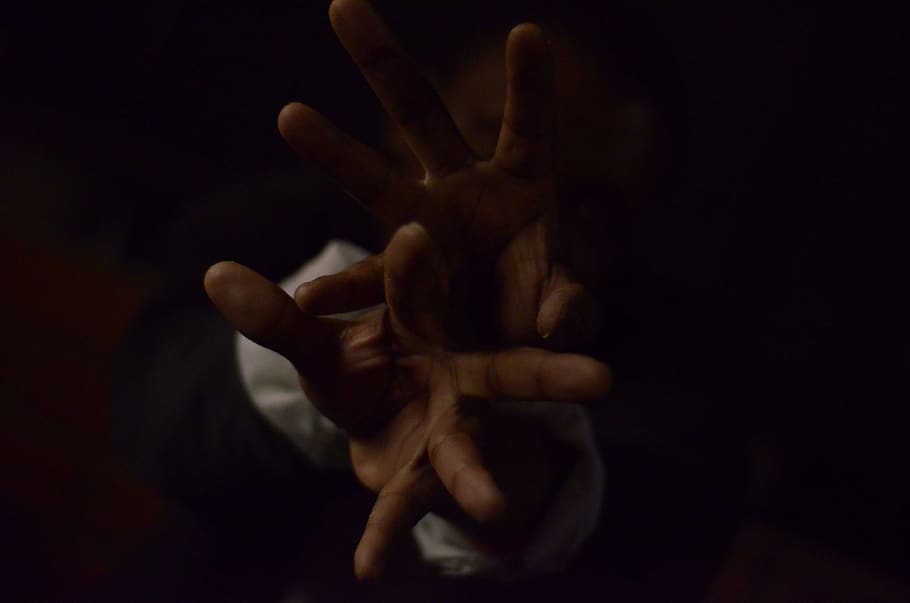 hand, human hand, human body part, one person, indoors, black background HD wallpaper