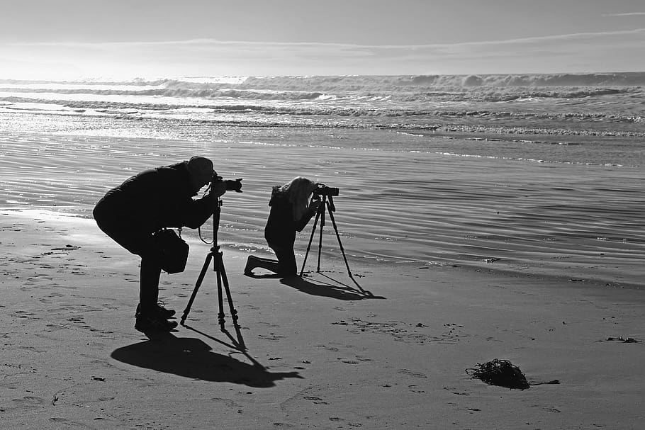 photographer, tripod, camera, lens, beach, sand, sea, waves, HD wallpaper