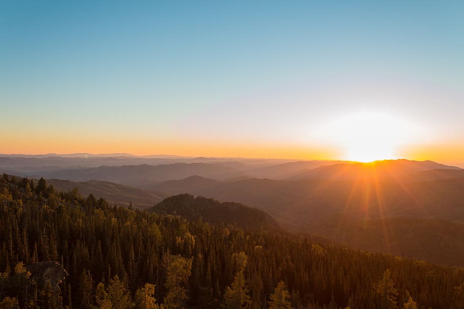 sunset, rays, the glare, mountains, vertices, altai, russia HD wallpaper