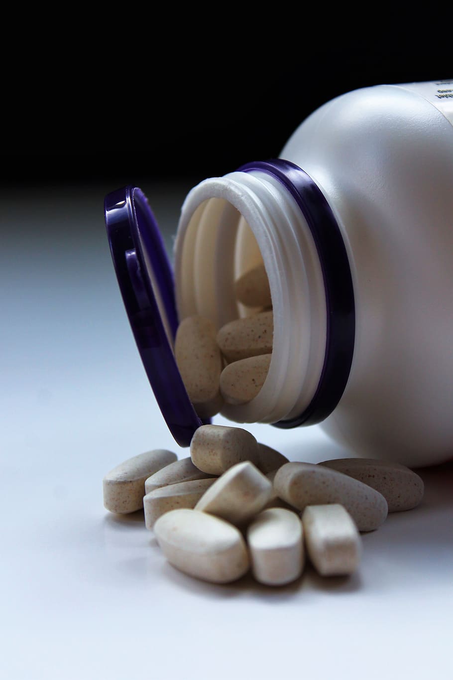 oval white medication pills, capsule, wallpaper, backround, pill bottle HD wallpaper