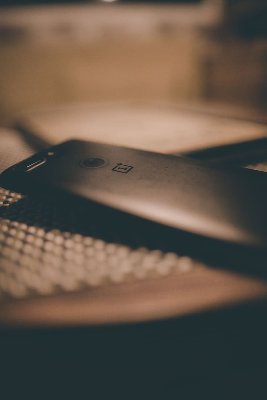 one plus, oneplus5t, mobile, selective focus, close-up, no people HD wallpaper