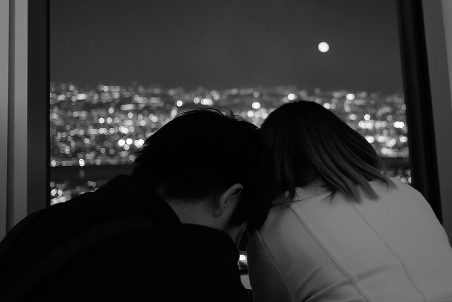 japan, tokyo, lights, night, sky, couple, love, skytree, black and white