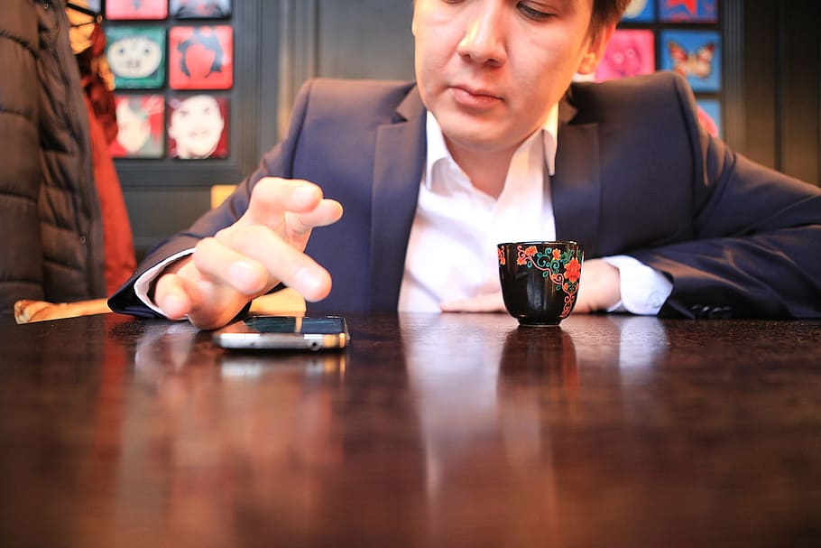 handsome, cafe, young, businesspeople, man, person, businessman HD wallpaper