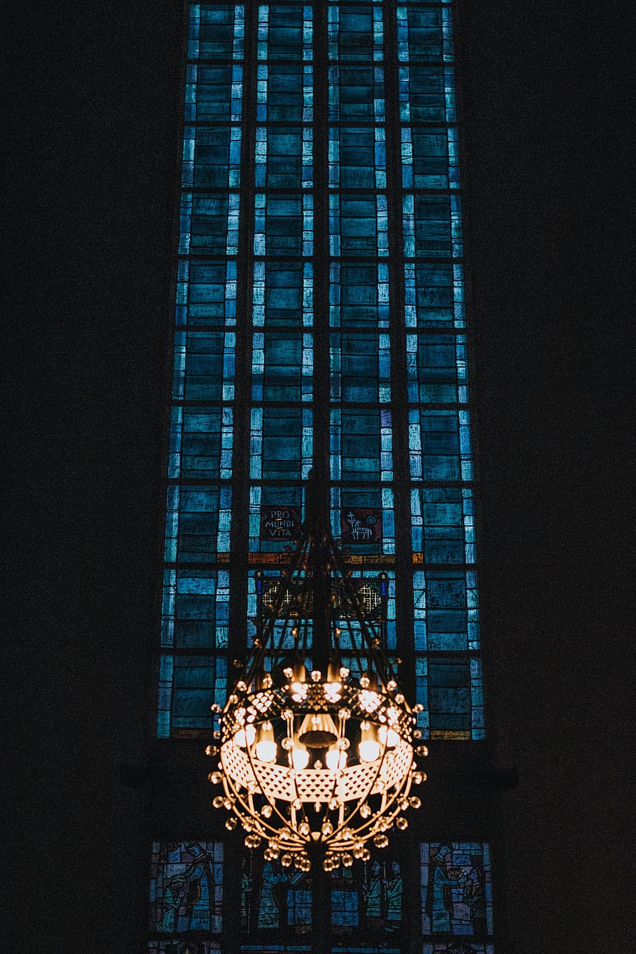 Gold-colored Frame Chandelier, architectural design, architecture HD wallpaper