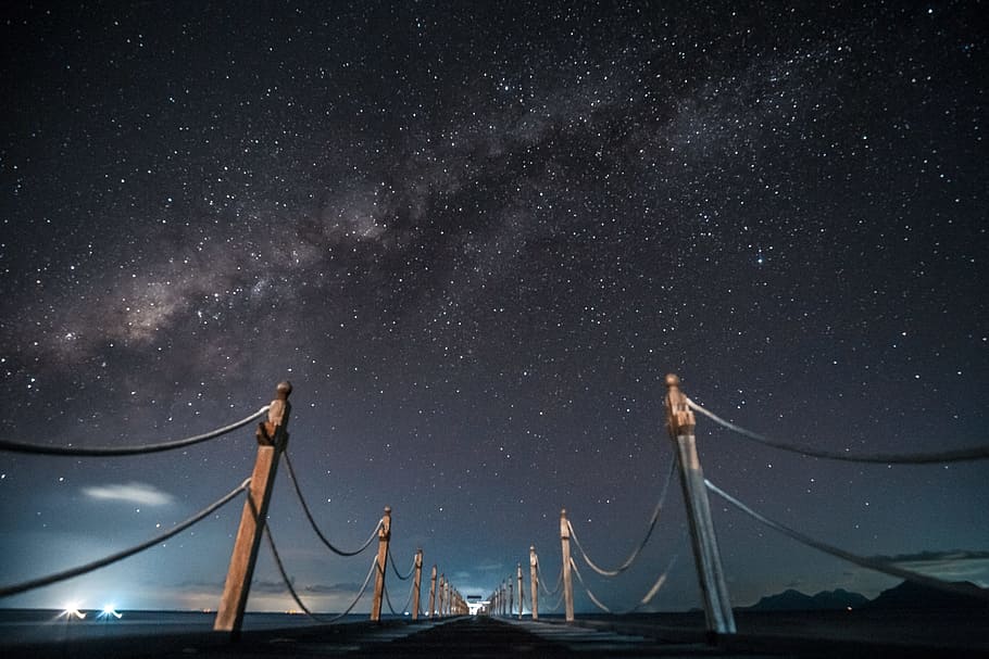 low angle photo of bridge, sky, star, dark, night, astrophotography HD wallpaper