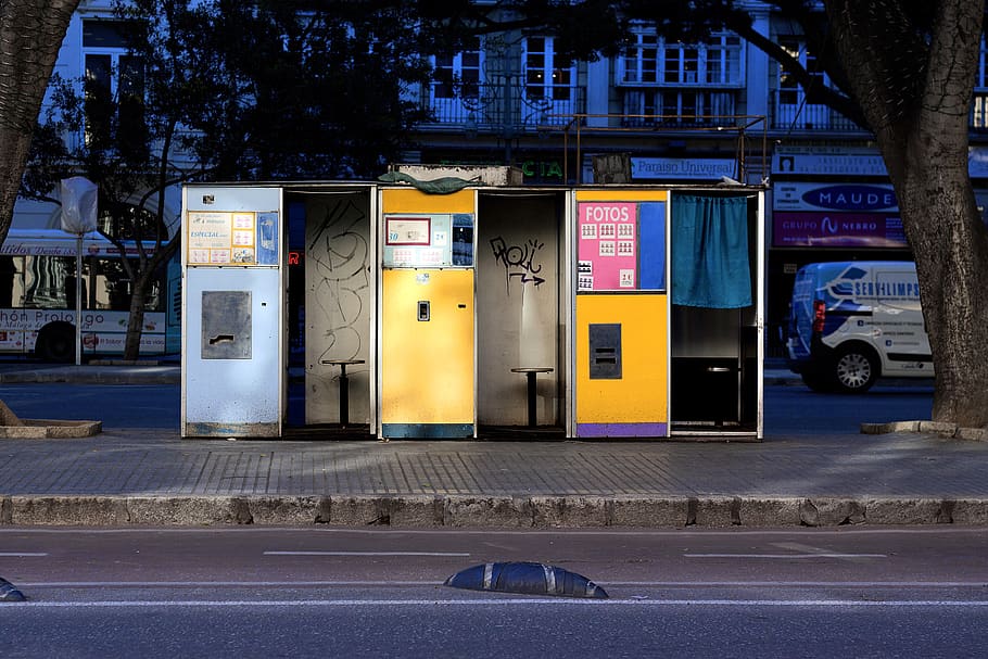 photobooths beside trees, transportation, city, mode of transportation HD wallpaper