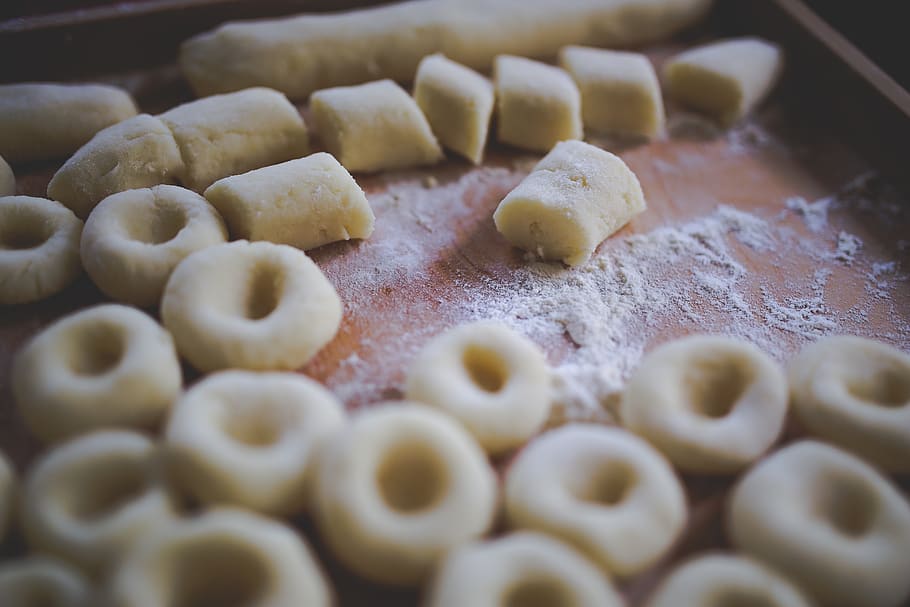 Silesian dumplings, bake, baking, dough, food, making, polish HD wallpaper
