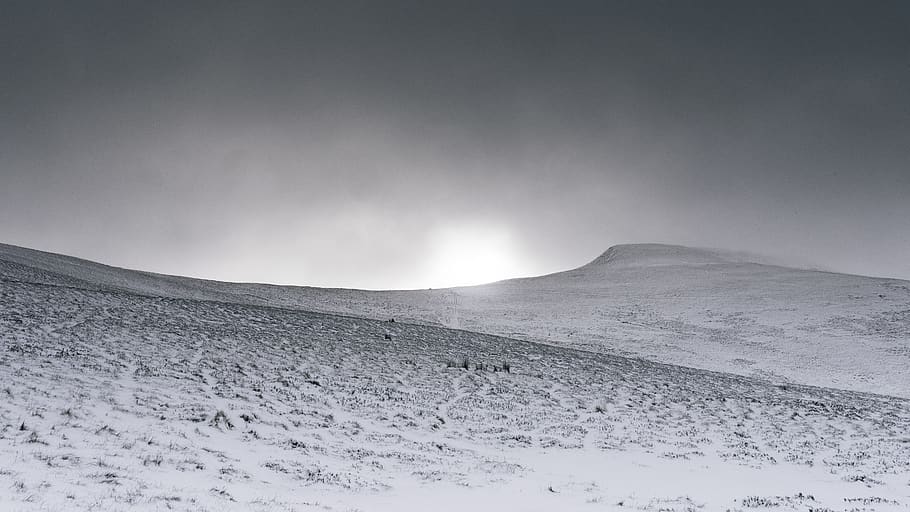 united kingdom, brecon, high, explore, adventure, white, dark HD wallpaper