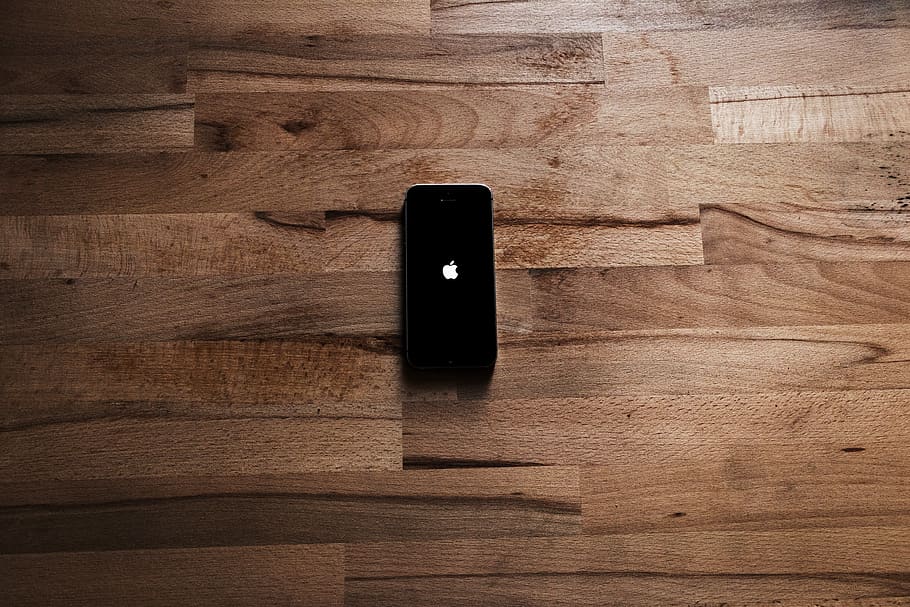 Space Gray Iphone 5s, apple, brown, dried, electronic, floor HD wallpaper