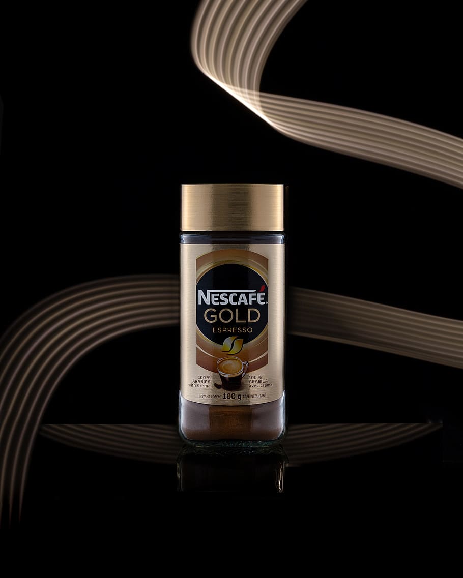 Nescafe Golf coffee jar, studio shot, indoors, black background HD wallpaper
