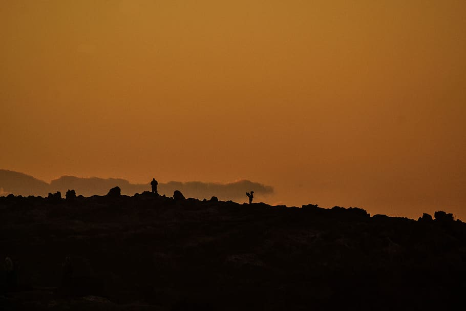 silhouette, sky, sunset, orange color, beauty in nature, copy space HD wallpaper
