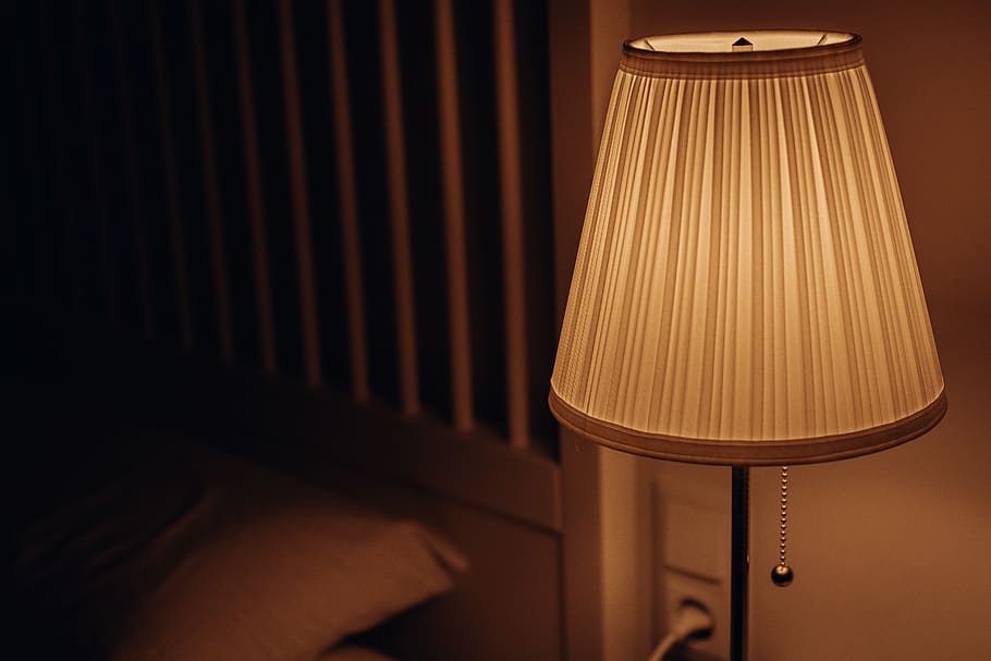 Shallow Focus Photography Of Table Lamp, floor lamp, furniture, HD wallpaper