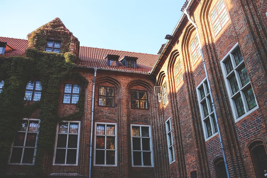 Old brick building, architecture, bricks, city, construction HD wallpaper