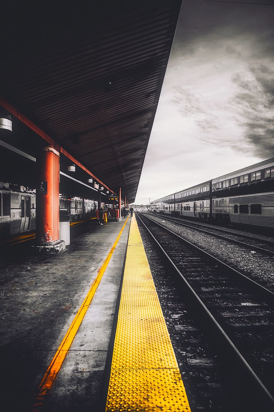 Selective Color Photography of Train Station, blur, city, clouds HD wallpaper