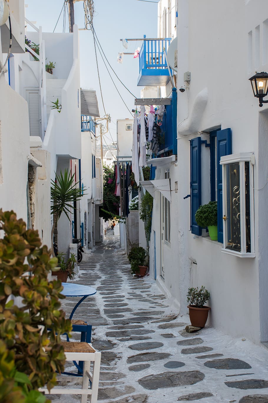 white painted houses, architecture, building exterior, built structure HD wallpaper
