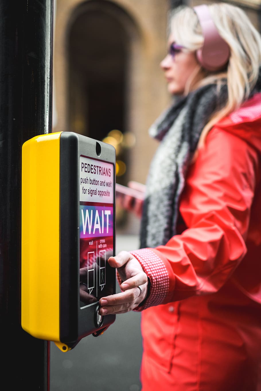 Wait, crossing, sign, person, button, pedestrian crossing, street HD wallpaper