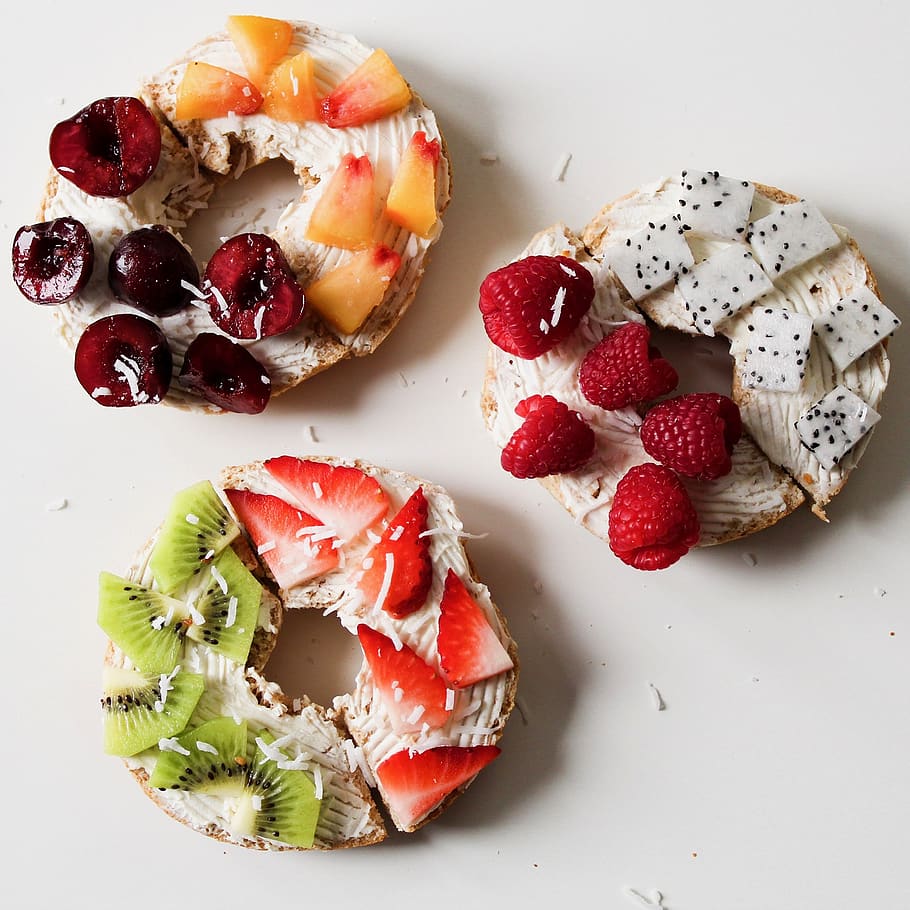 Round Fruit Donuts, baked goods, berries, bread, cherries, close-up HD wallpaper