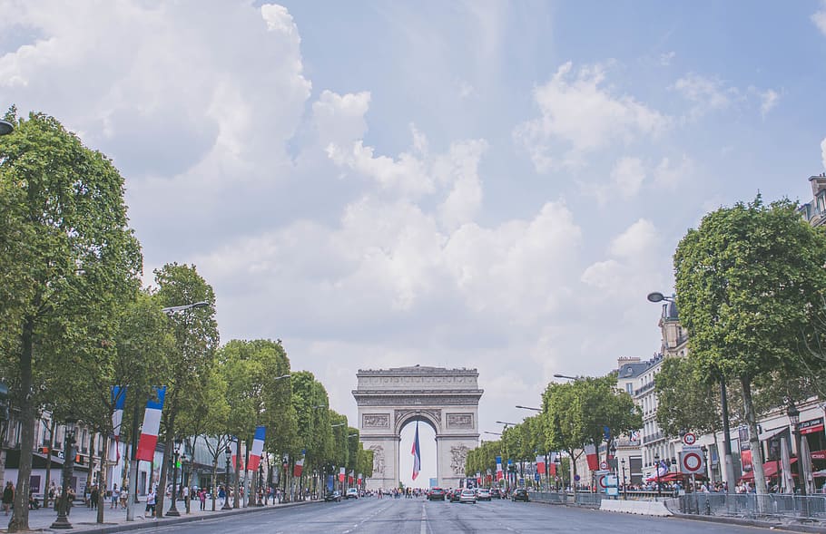Arch de Triomphe during daytime, architecture, urban, road, city HD wallpaper