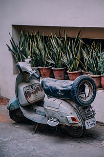 Gray and Black Motor Scooter, abandoned, accident, ancient, antique HD wallpaper