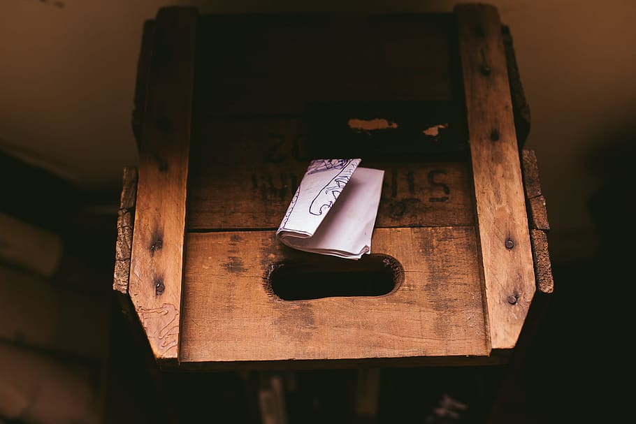 White Printing Paper on Brown Wooden Crate, box, still life, wood - material HD wallpaper