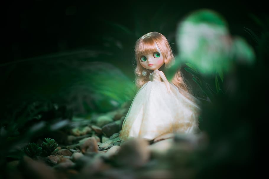 image, toys, one person, childhood, dress, hair, fashion, selective focus HD wallpaper