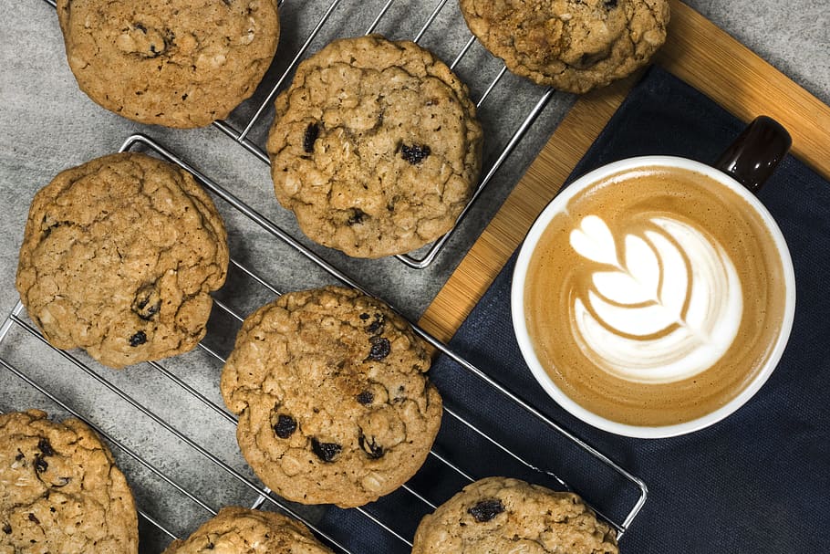 cooked cookies with coffee, oatmeal cookie, snack, latte, pastry, HD wallpaper
