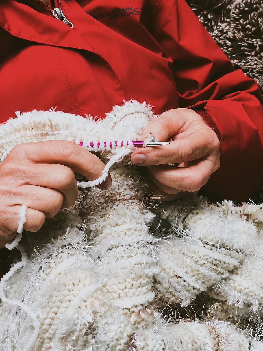 knitting, human hand, holding, real people, one person, midsection HD wallpaper
