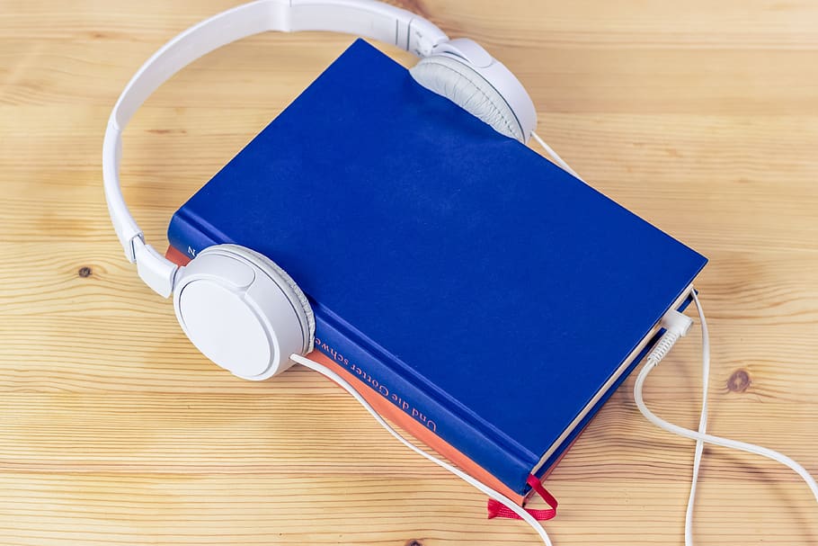 Audiobook Pictures  Download Free Images on Unsplash