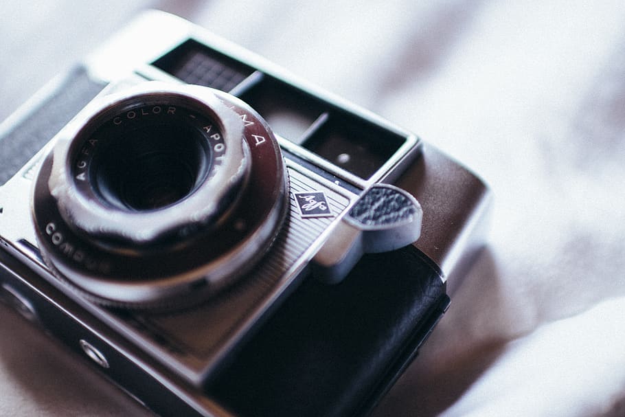 Close-Up Photo of Camera, blur, camera lens, classic, device HD wallpaper