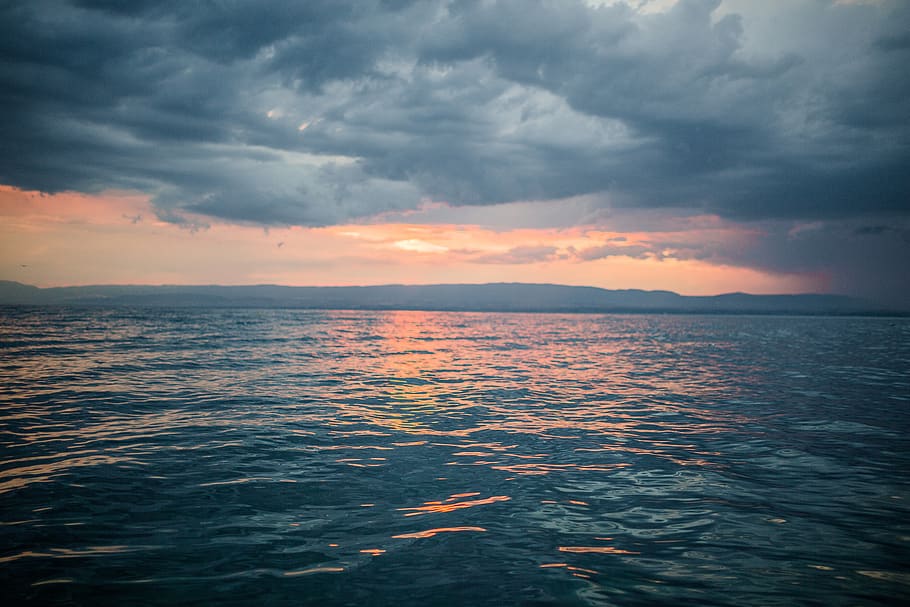 sunset, dusk, sky, clouds, cloudy, storm, grey, ocean, sea HD wallpaper