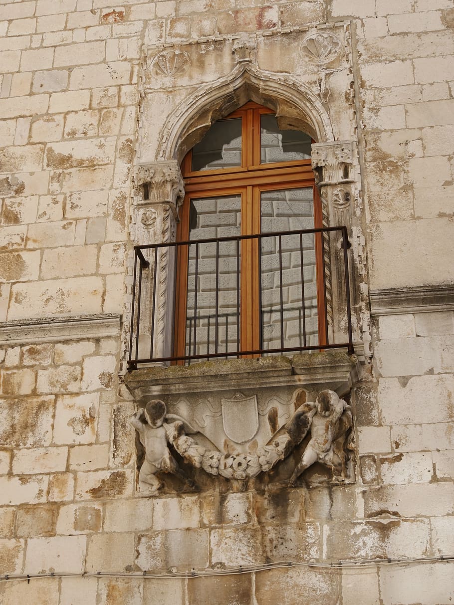 facade, balcony, architecture, house, window, apartment, exterior HD wallpaper