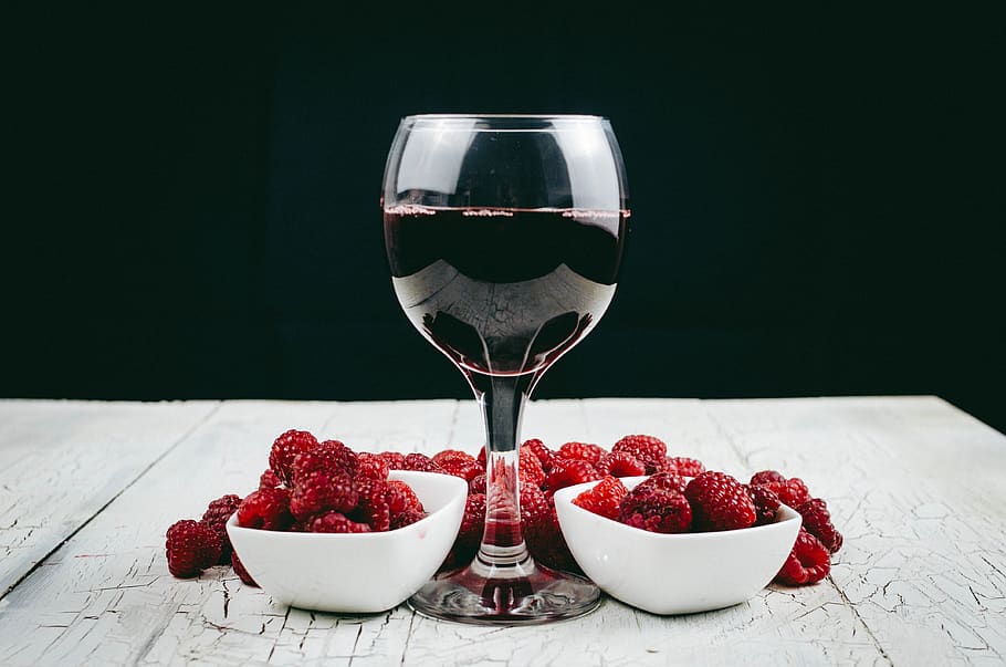 raspberry, fruit, food, vitamins, fresh, healthy, delicious HD wallpaper