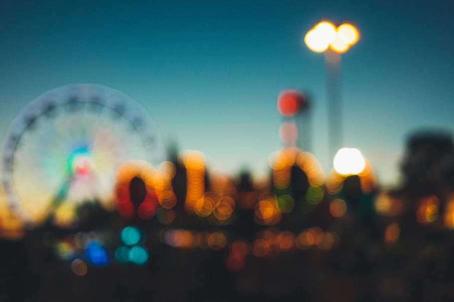 amusement park, fair, rides, fun, blurry, entertainment, sky, HD wallpaper